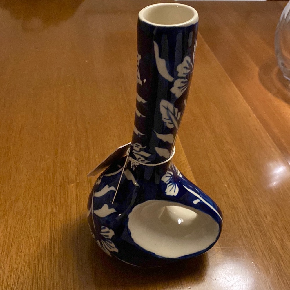 Ceramic Vase - Picture 5 of 6
